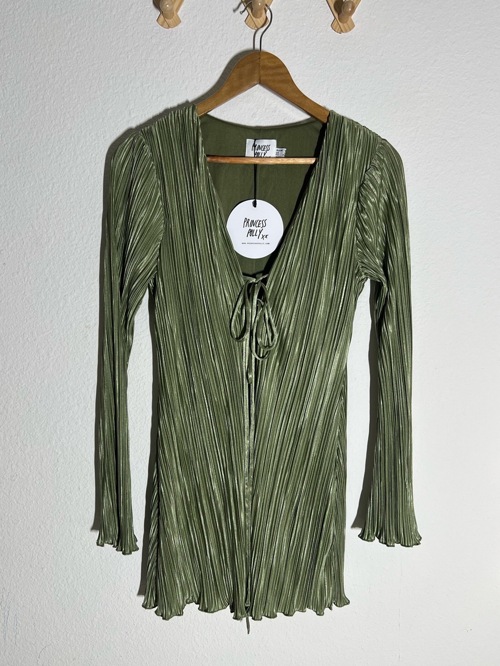 PRINCESS POLLY • NWT Malop Long Sleeve Mini Dress with crinkle plissé texture